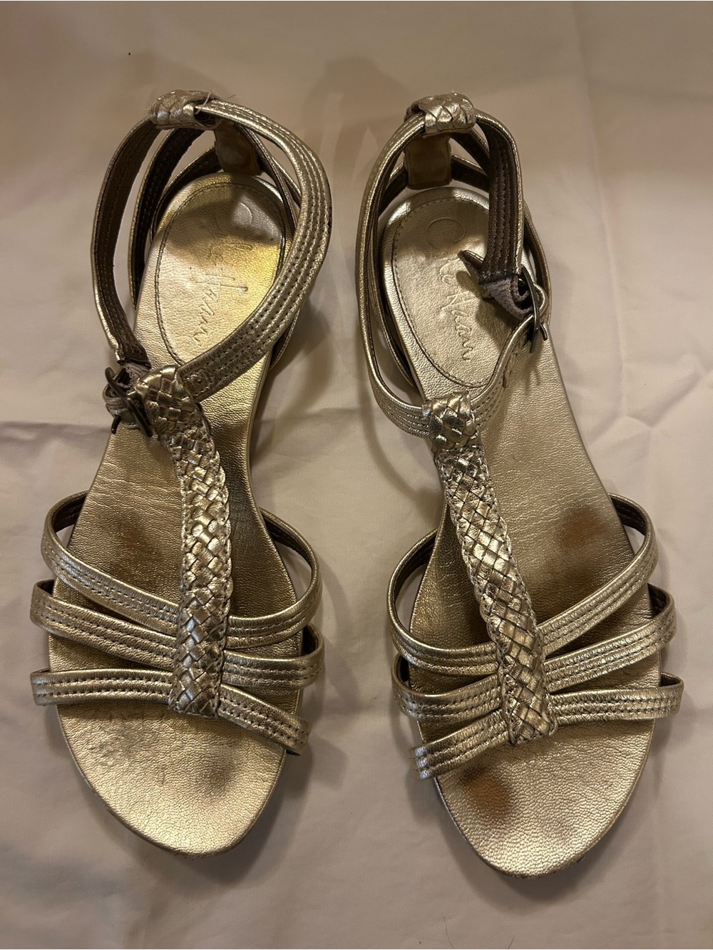 Cole Haan Nike Air  Metallic Gold Women's Braided T-Strap Sandals  size 6